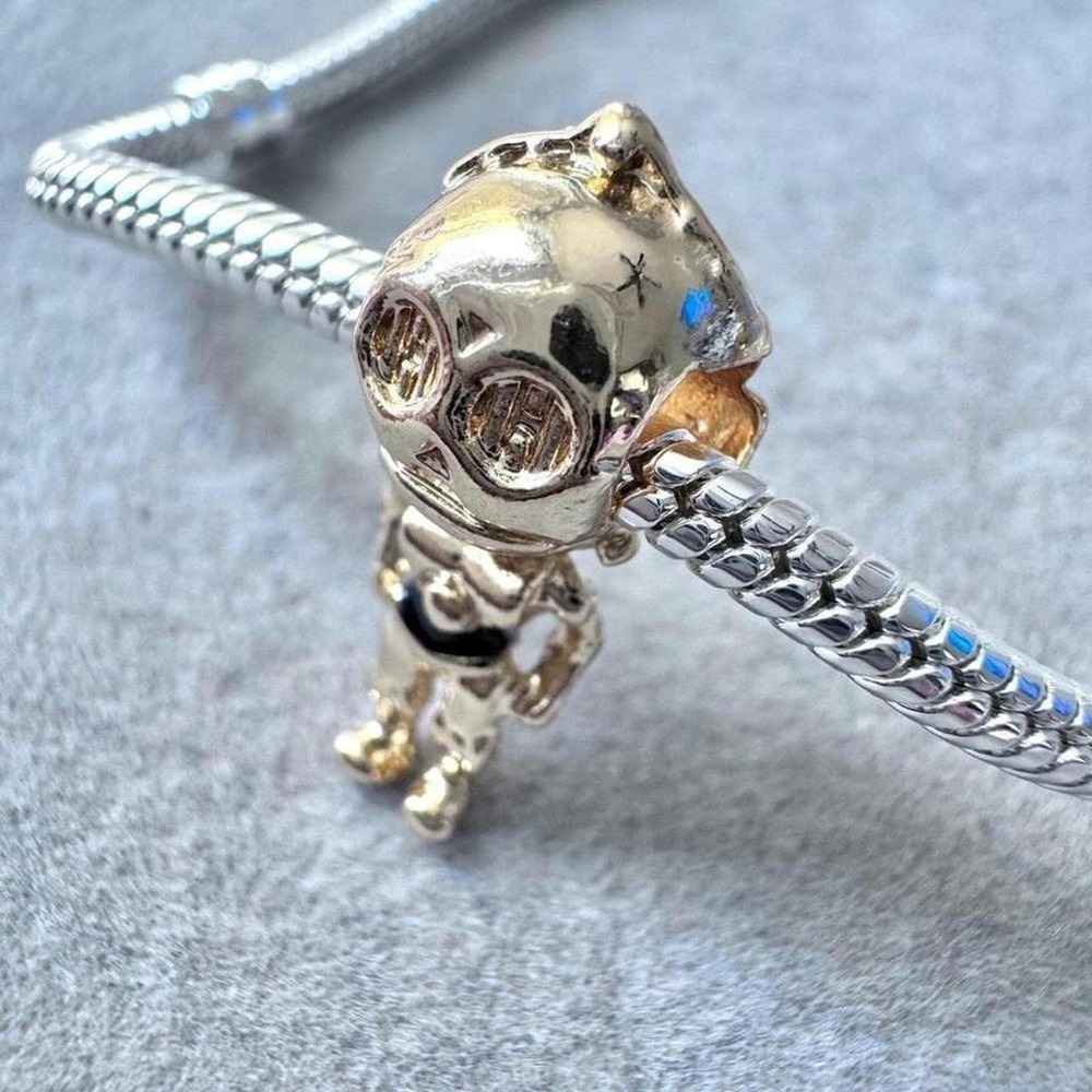 Star Wars C-3PO Droid Charm Gold Tone fits PANDORA - Picture 4 of 6